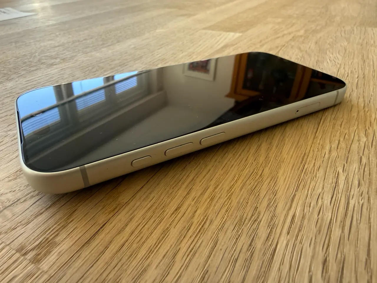 Billede 3 - iPhone 17 Pro 256 gb sølv