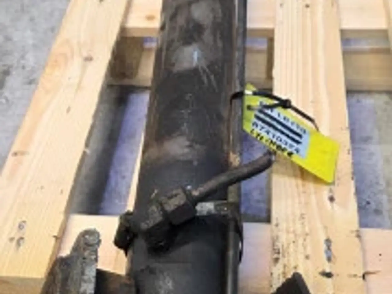 Billede 11 - New Holland LB110 Cylinder 87410324