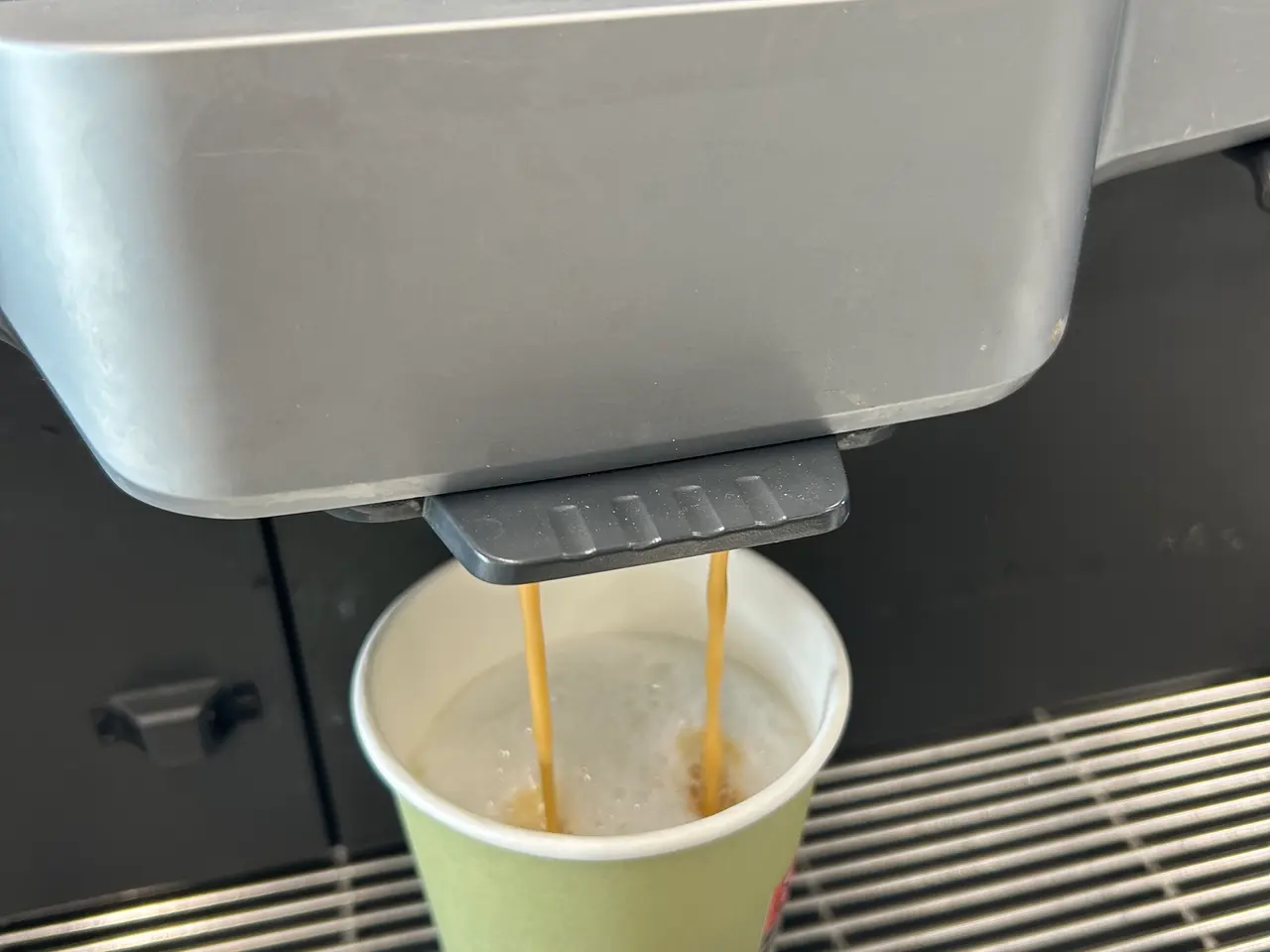 Billede 9 - Fuldautomatisk espressomaskine-FRISK mælk. PERFEKT
