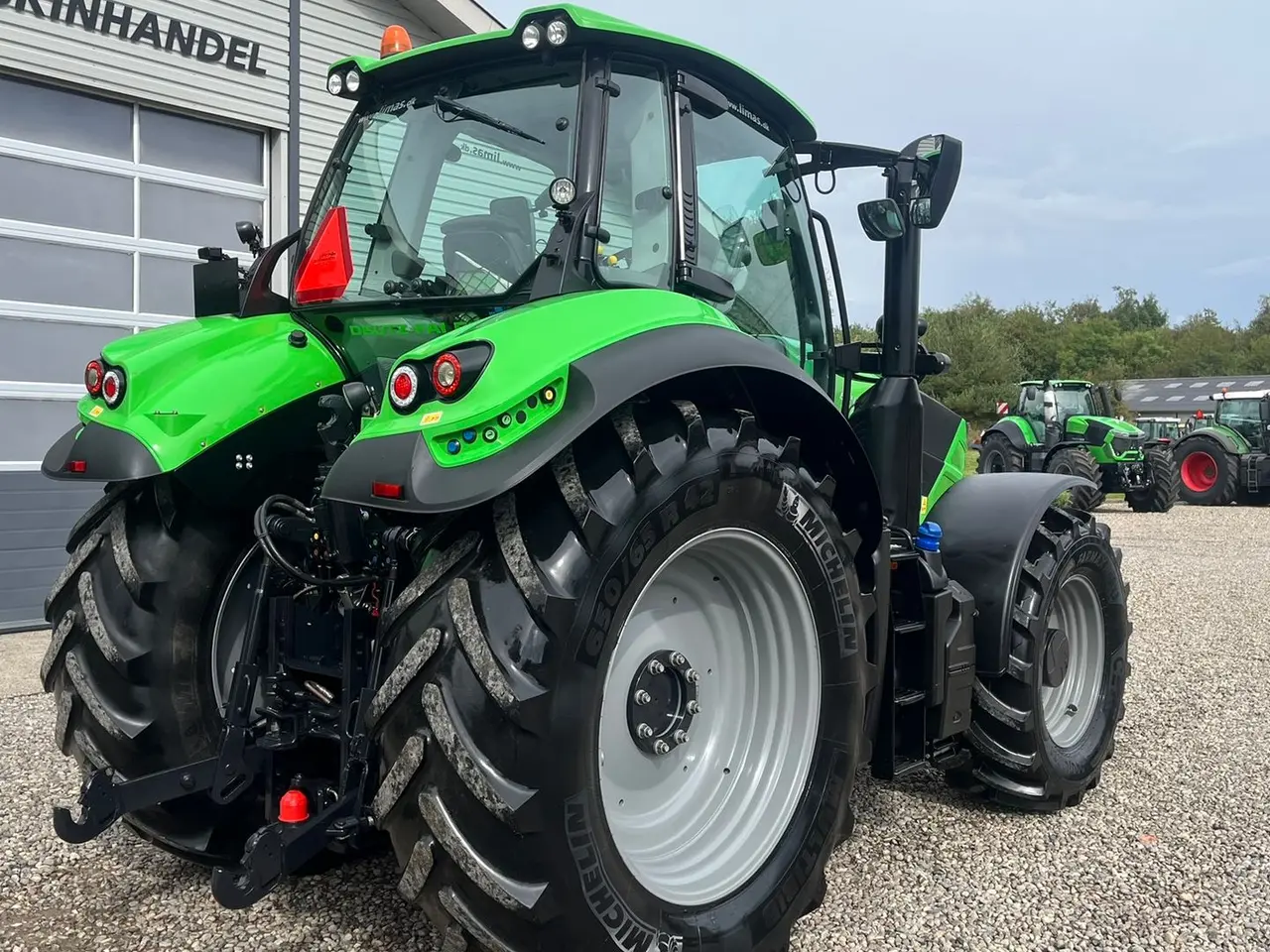 Billede 15 - Deutz-Fahr Agrotron 6215 TTV Med frontlift