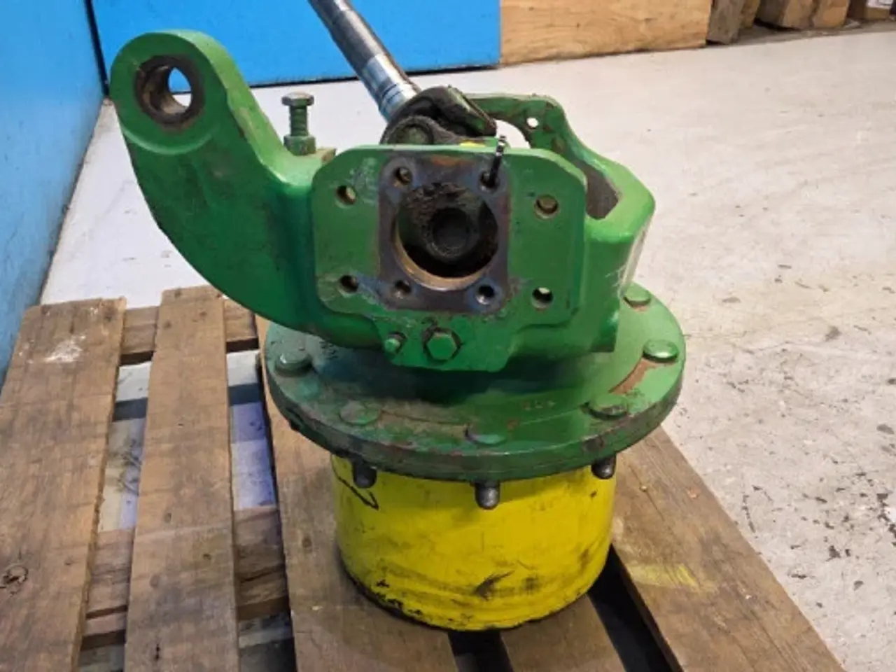 Billede 10 - John Deere 6215R Hjulnav R. L220172