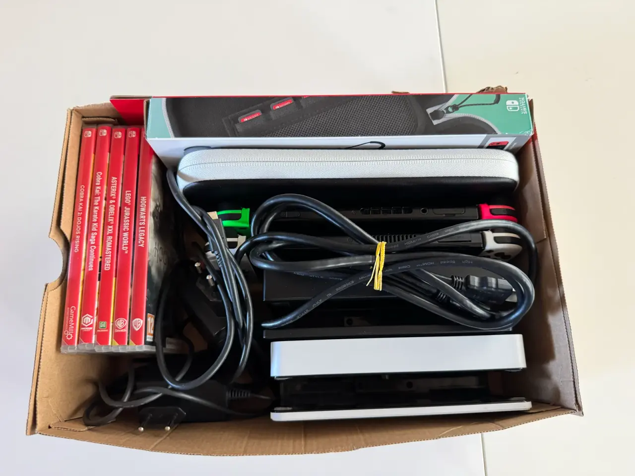 Billede 8 - Nintendo Switch luksuspakke: OLED + Gen 1 