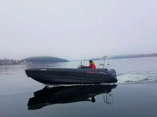 Pioner 16 Explorer SE "Single"