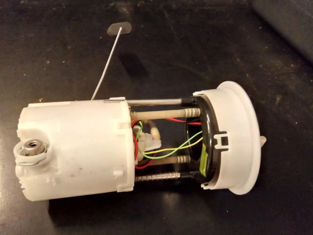 Billede 2 - Ford Fiesta Benzin pumpe