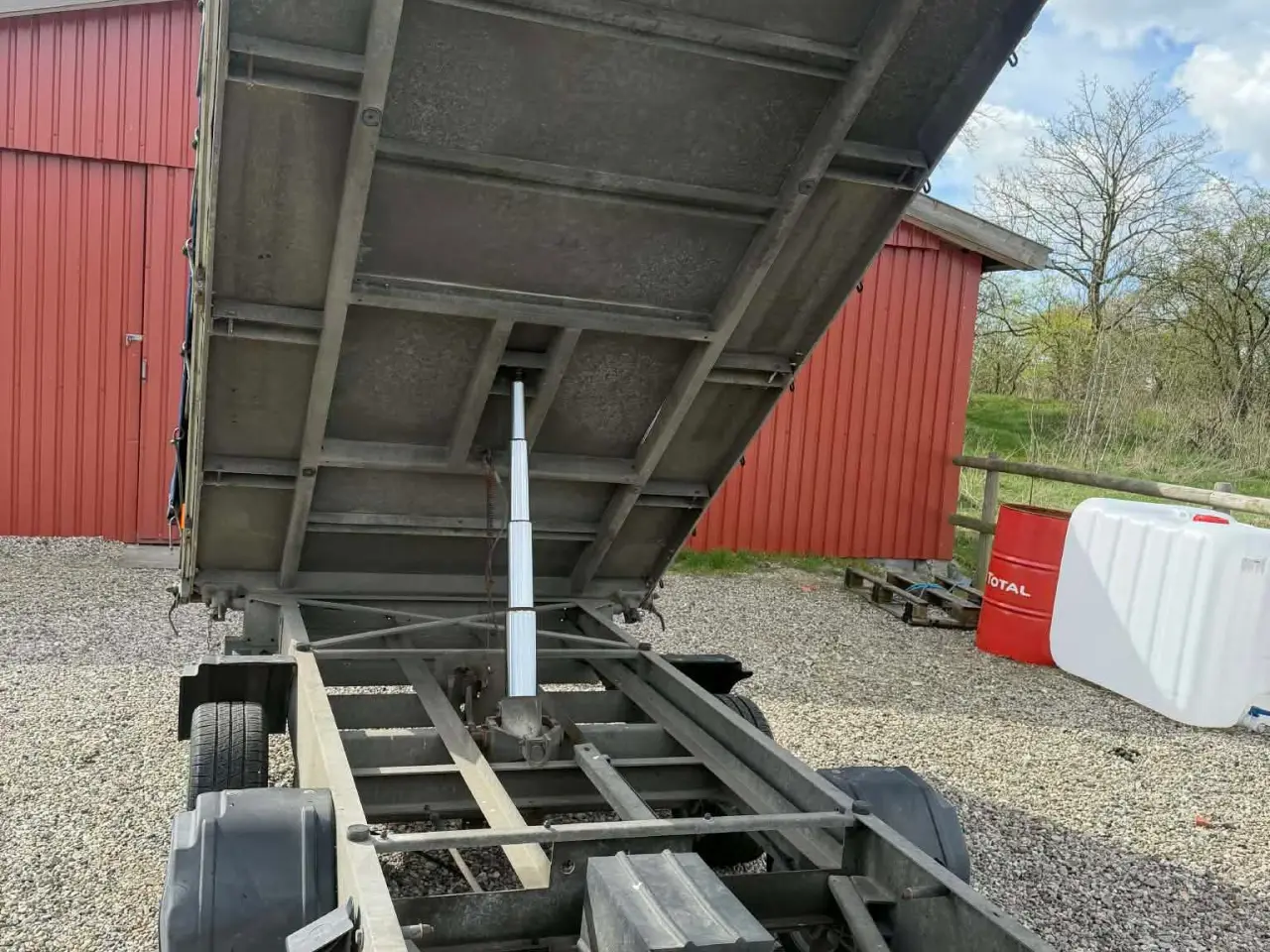 Billede 2 - Nysynet tiptrailer