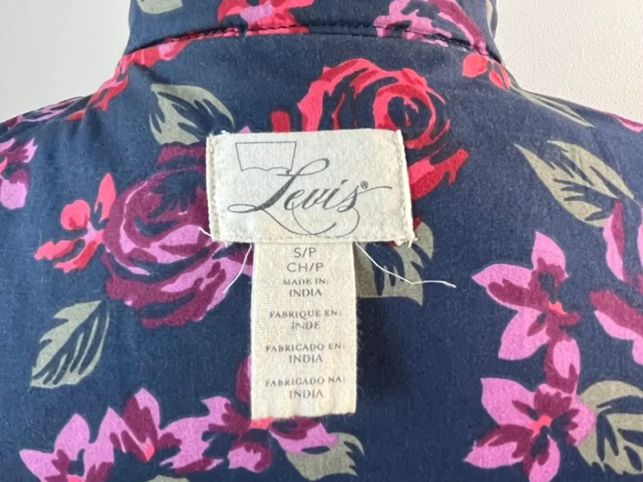 Billede 6 - Levi's, vendbar vest, str S