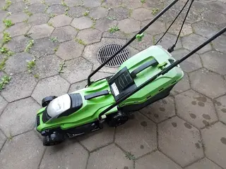 Græsslåmaskine til 220 V.