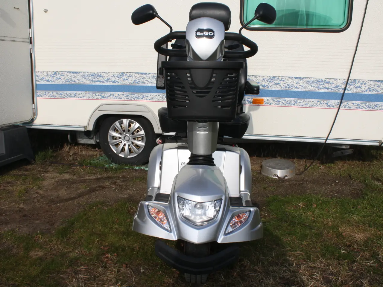 Billede 1 - Pæn Scooter. Kan leveres ? 
