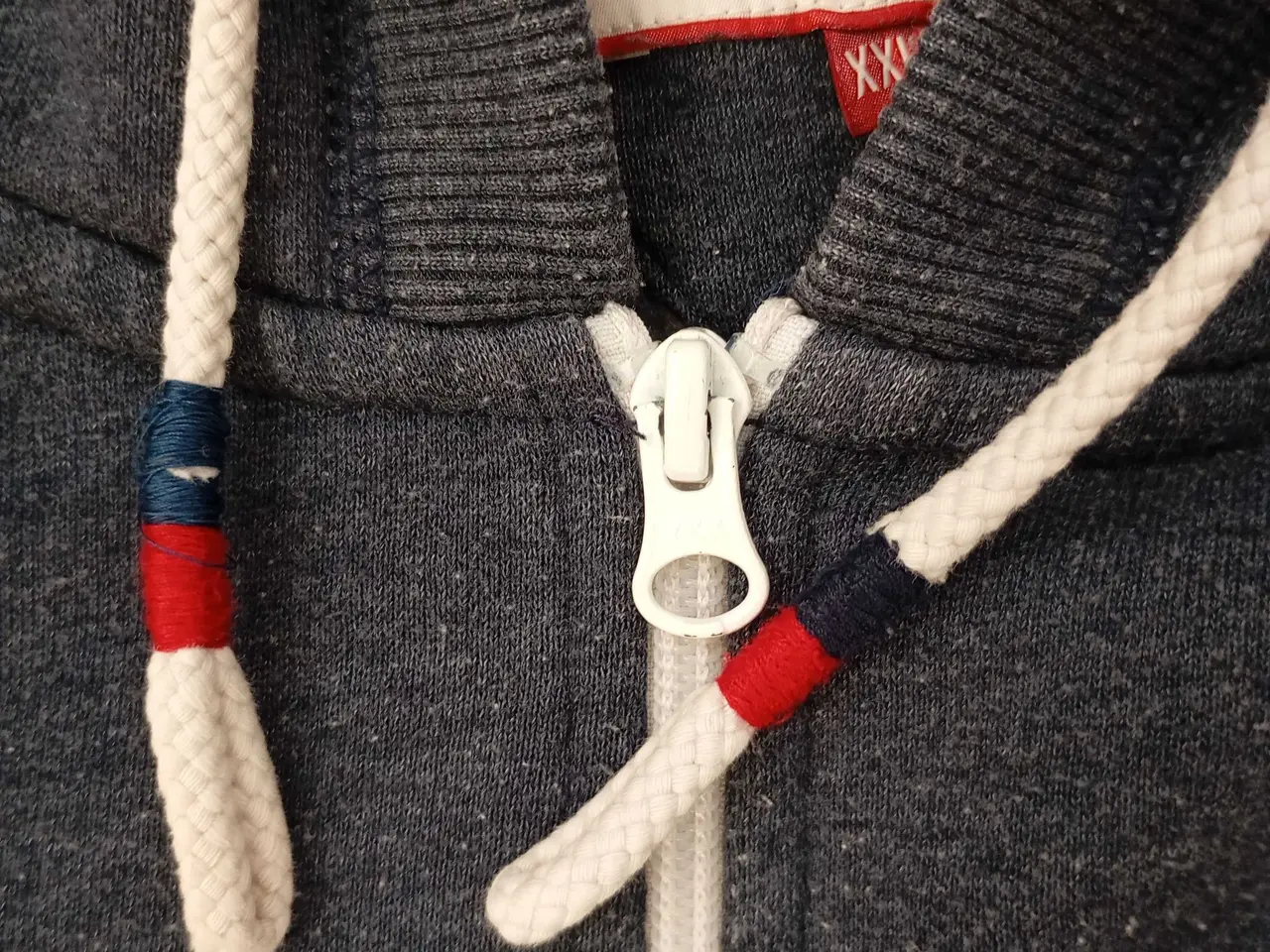 Billede 10 - Tommy Hilfiger hættetrøje. XXL