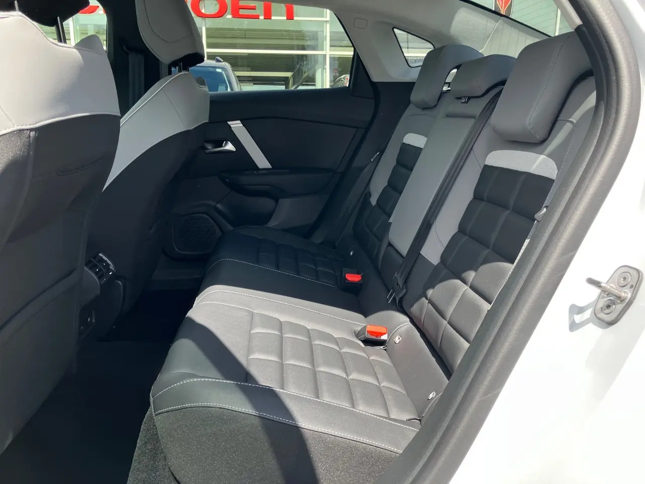 Billede 18 - Citroën ë-C4 X 54 Max