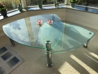 2Glasborde med stålben