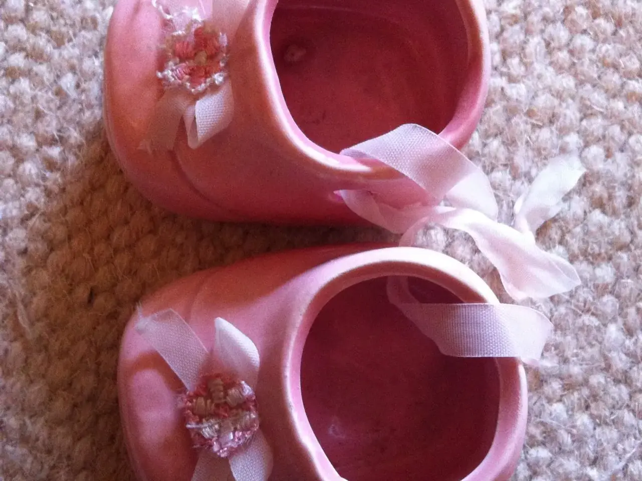 Billede 2 - Søde dukkesko i pink porcelæn