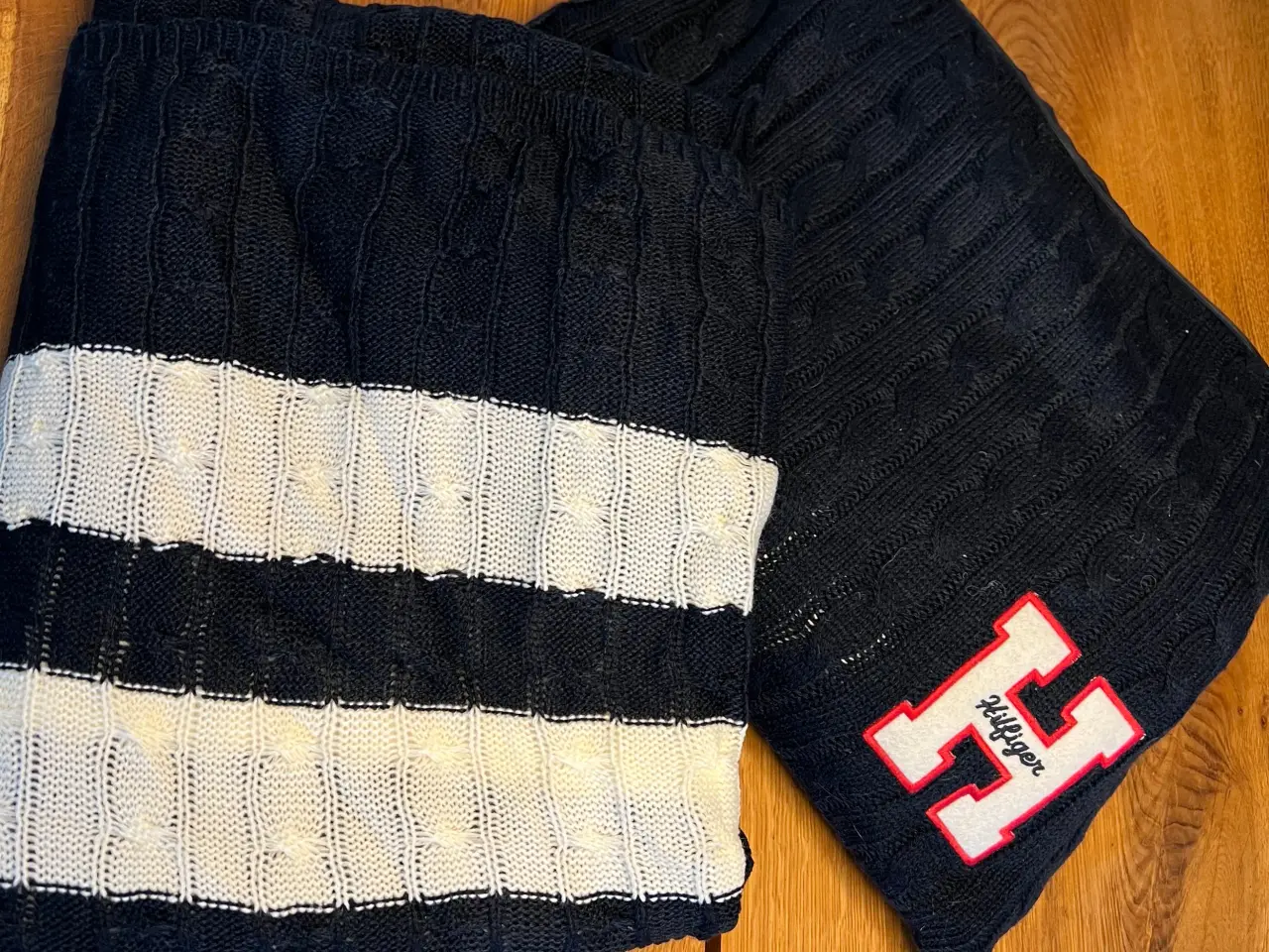 Billede 1 - Tommy hilfiger rejsesæt