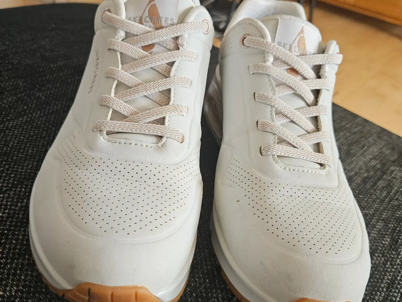 Billede 5 - SMARTE SNEAKERS FRA SKECHERS