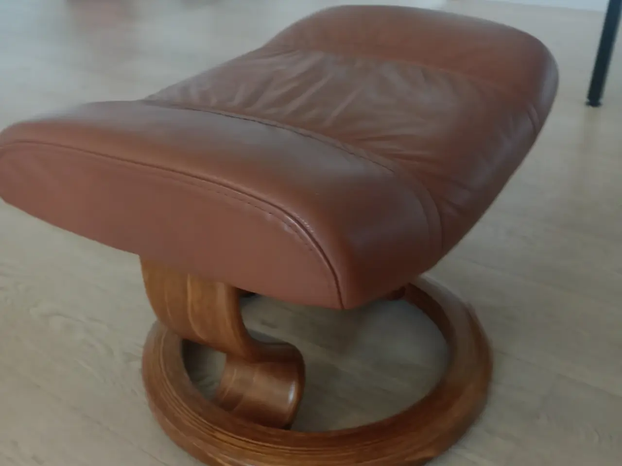 Billede 4 - Stressless lænestol med skammel