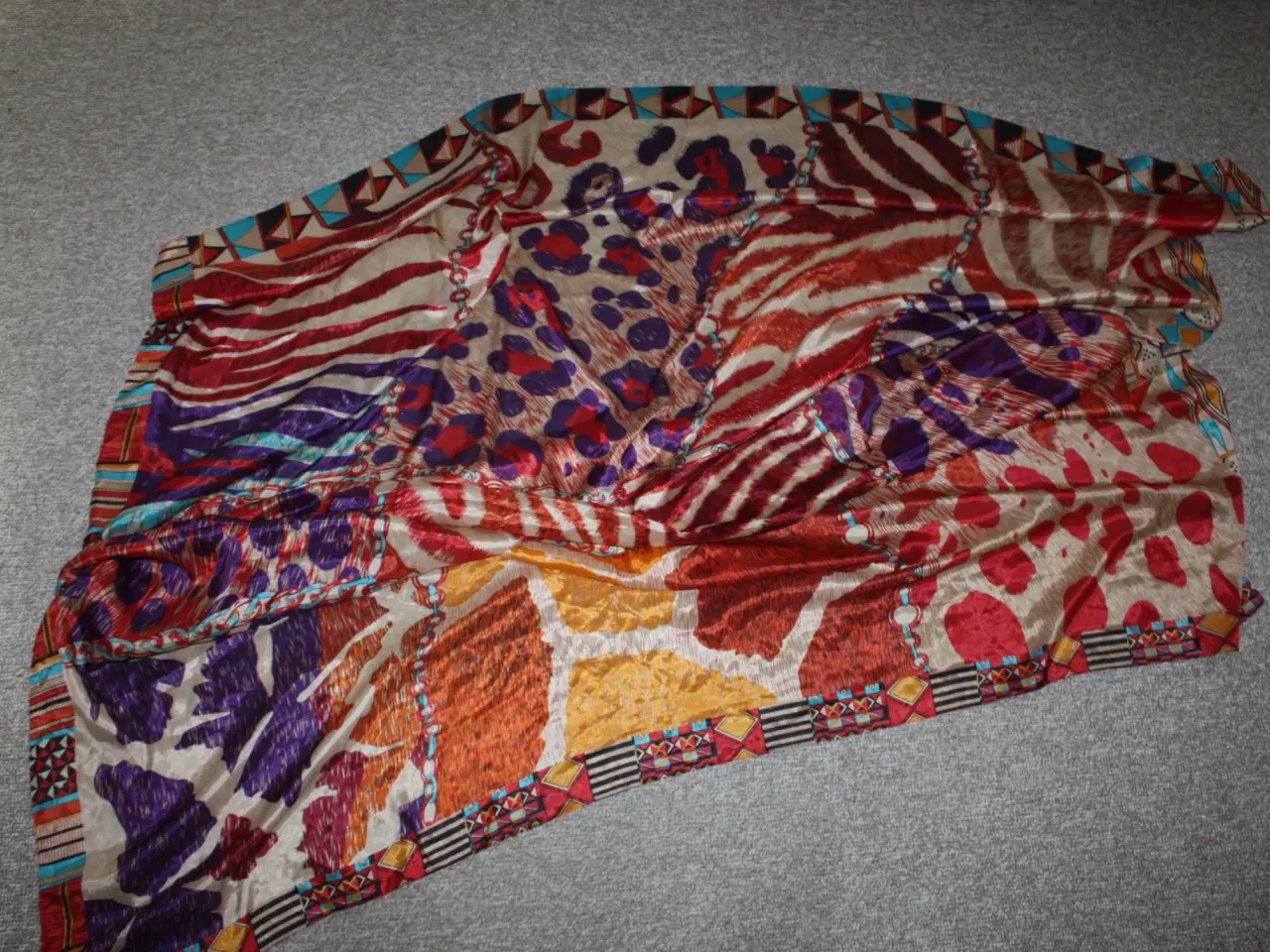Billede 1 - Tørklæder / pareo 140 cm x 140 cm 100% polyester