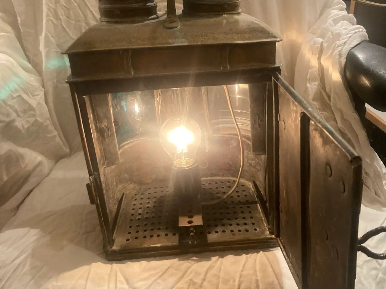 Billede 2 - Antik hygge skibslampe