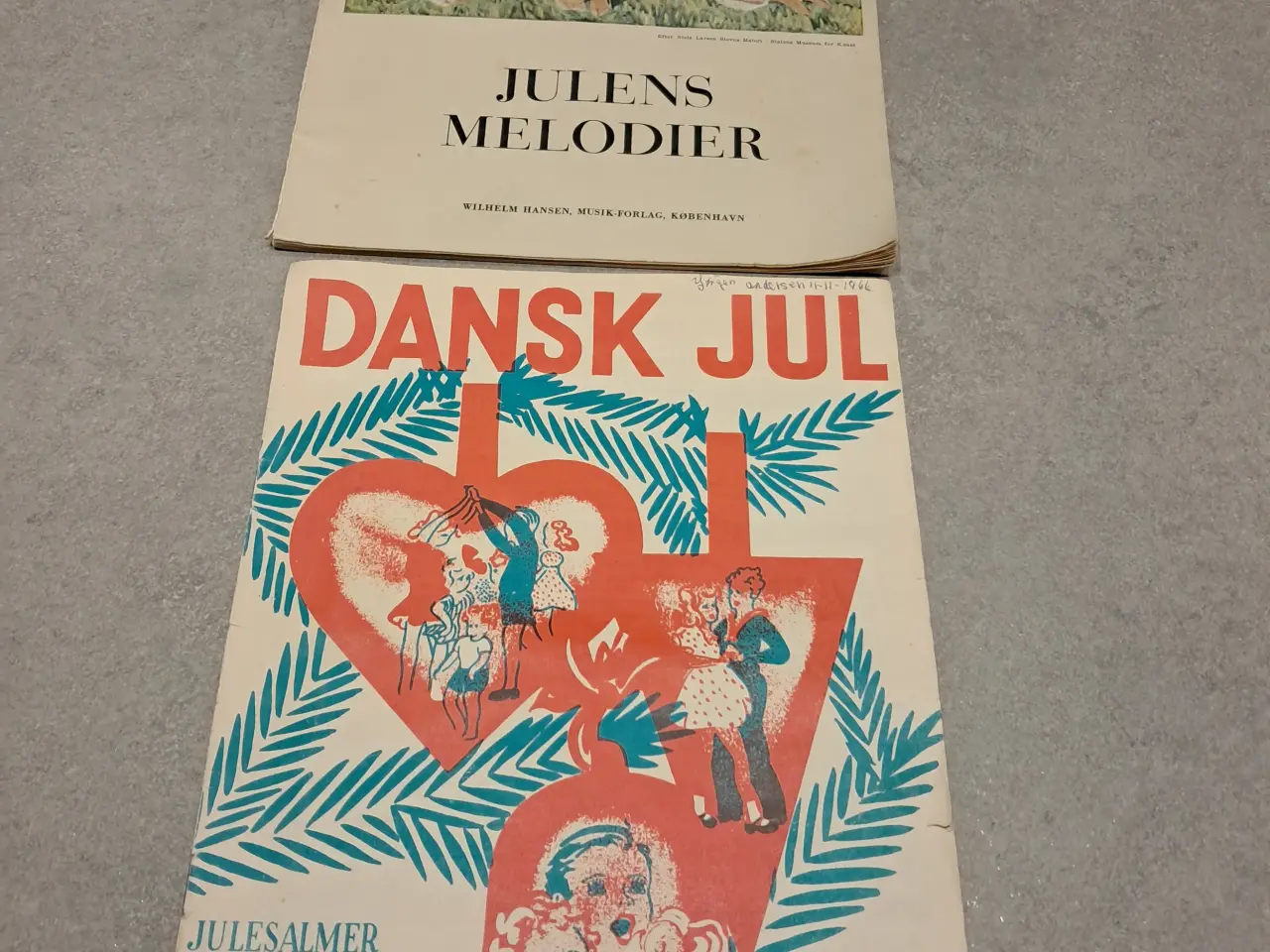 Billede 1 - Sang hæfter med klaver noder