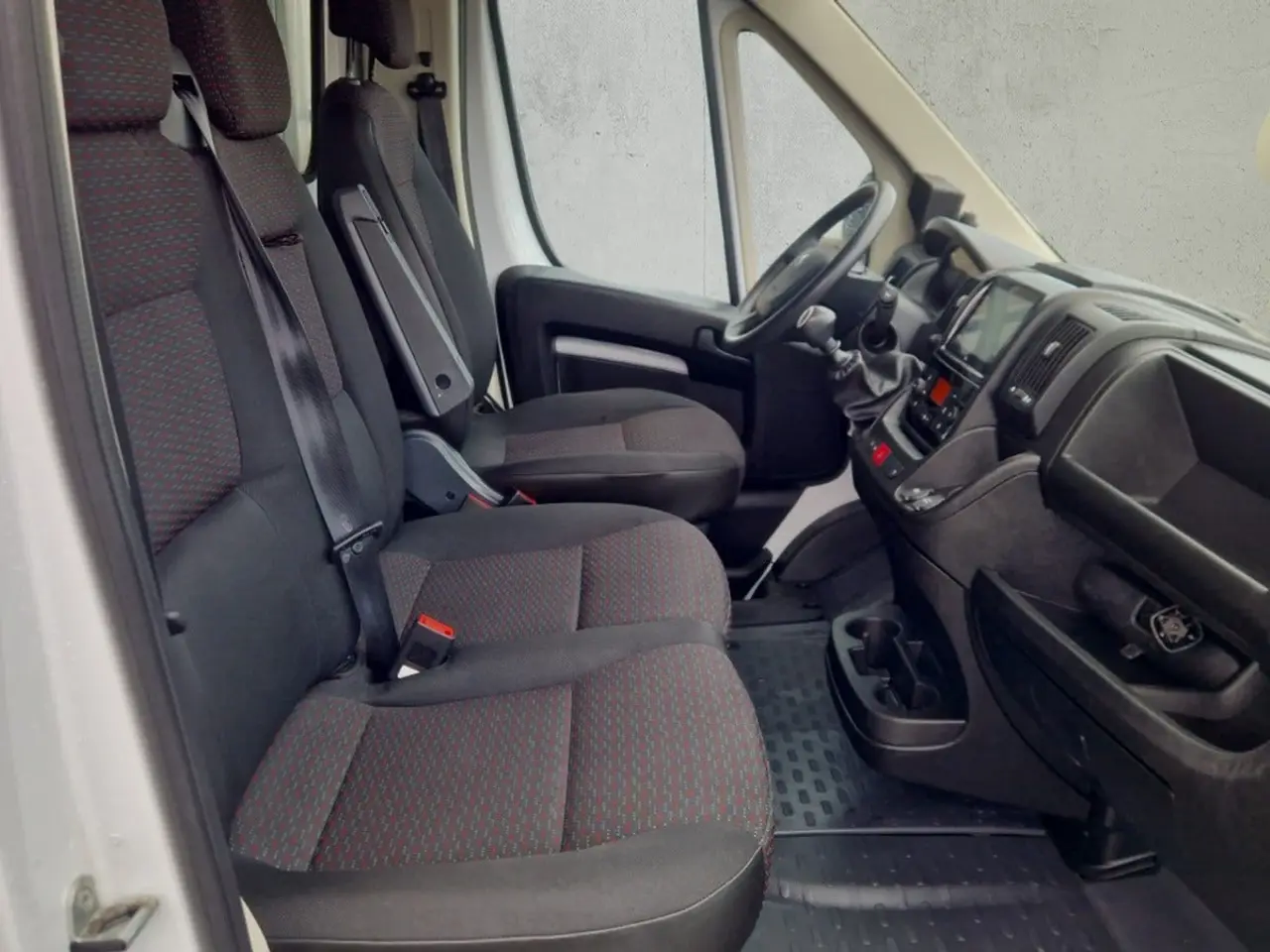 Billede 12 - Peugeot Boxer 335 2,2 BlueHDi 140 L3 Alukasse m/lift
