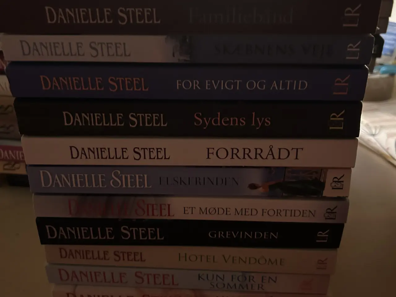 Billede 5 - Danielle Steel bøger 
