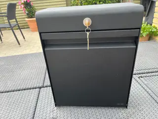 Allux postkasse, kraftig kvalitet