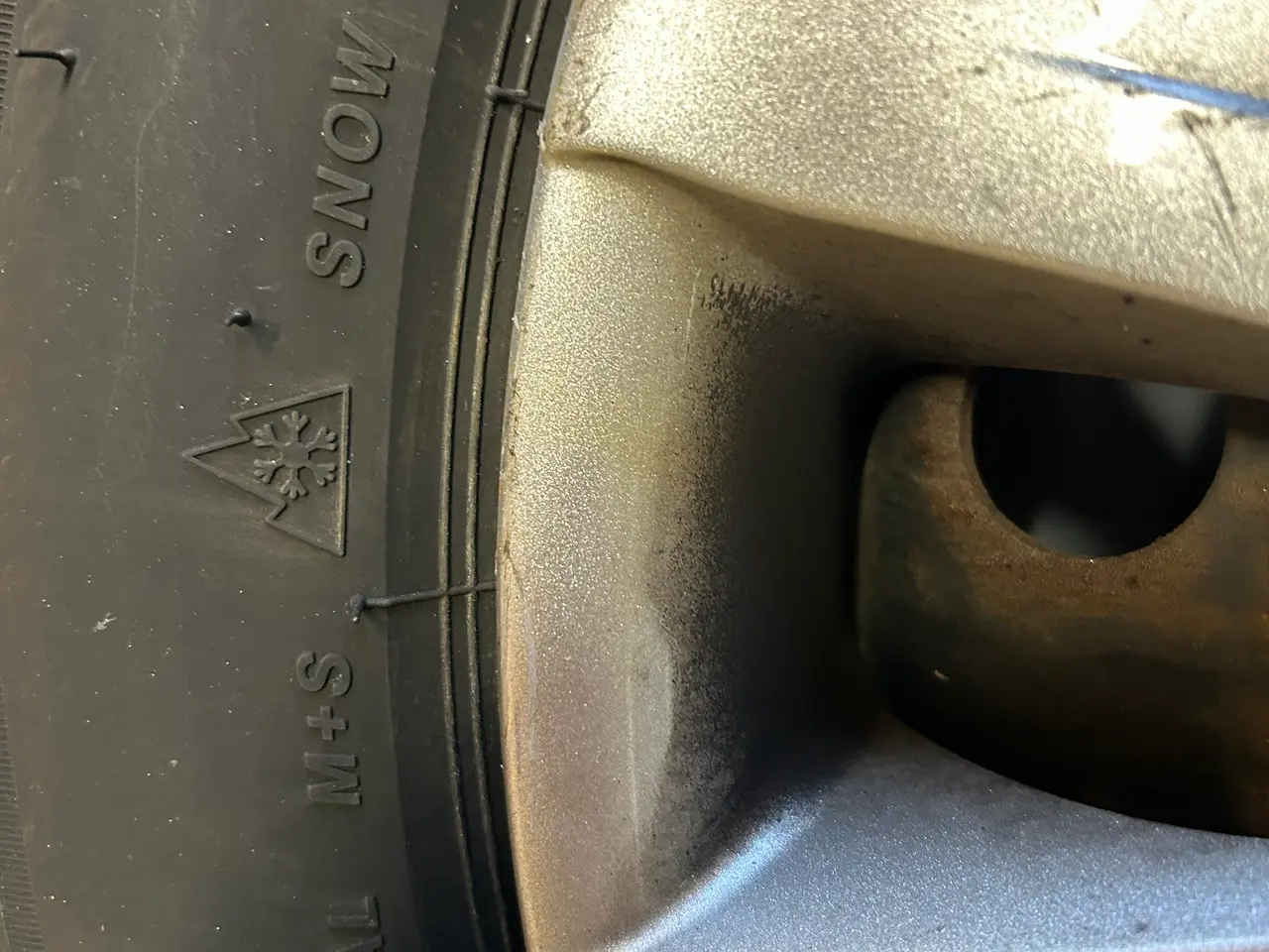 Billede 12 - Bridgestone vinterdæk på stålfælge