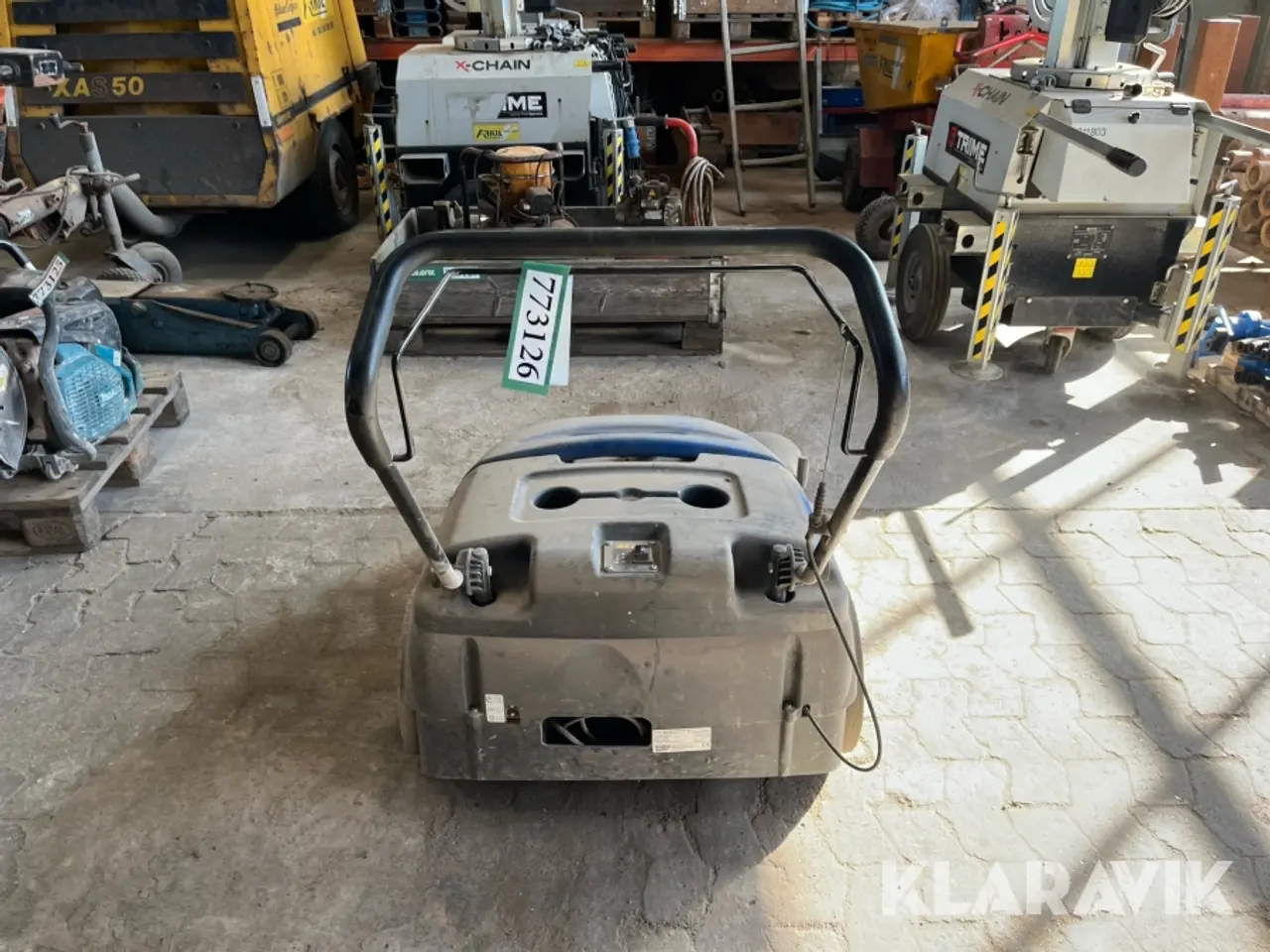 Billede 7 - Fejemaskine Nilfisk Floortec 350