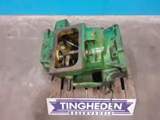 John Deere 2040 Koblingshus AL37279