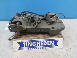 Fendt 411 Hitch