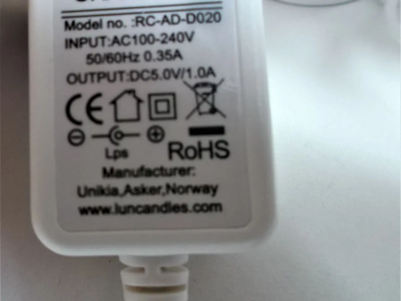 Billede 5 - Lader til LED lys med genopladeligt batteri