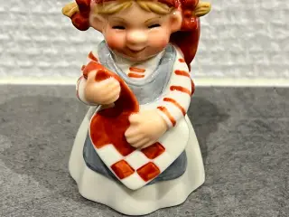 Royal Copenhagen Pixie Julenisse med julehjerte