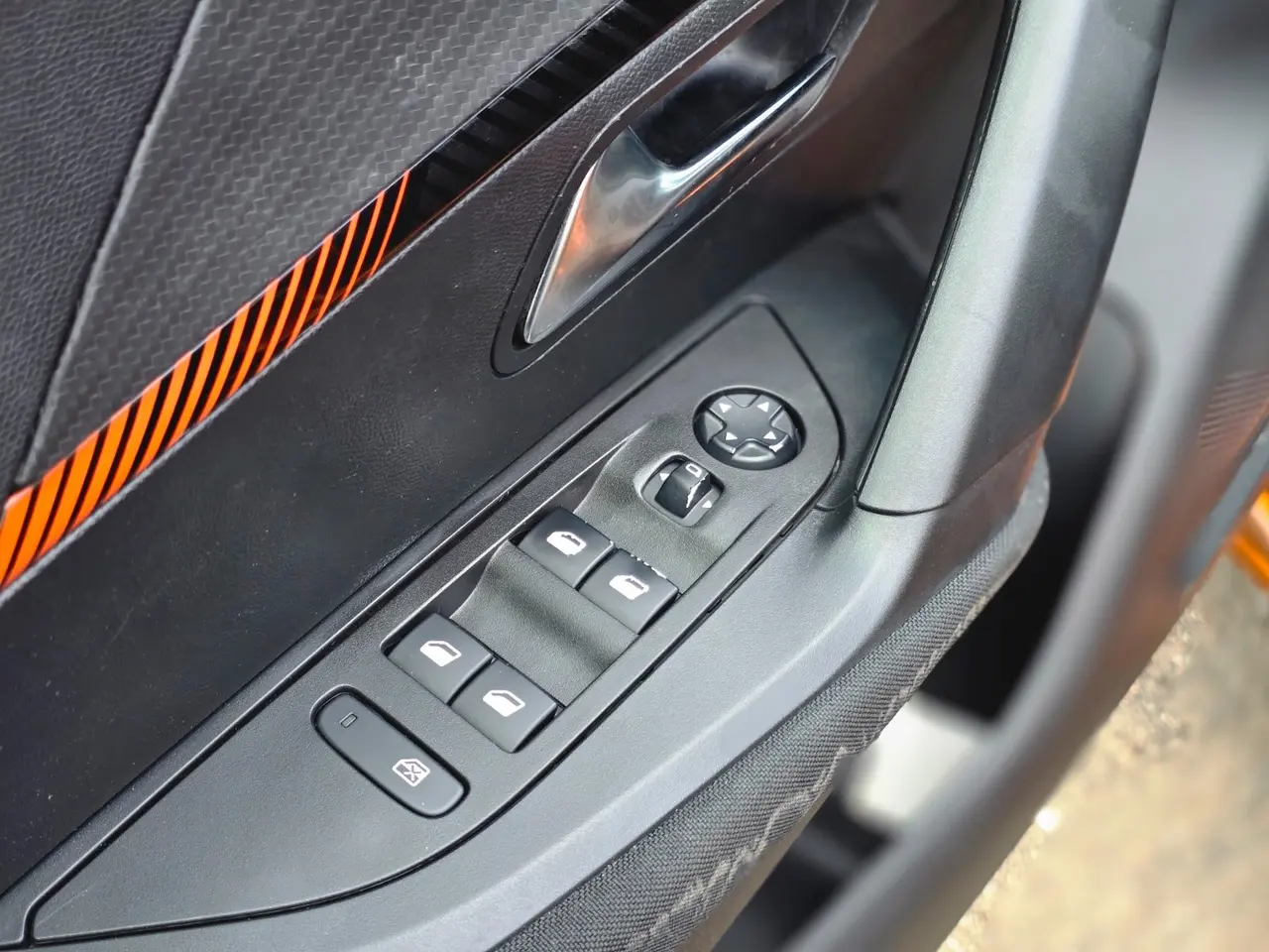 Billede 8 - Peugeot e-2008 50 Active