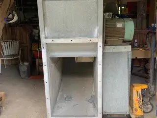 - - - 25 hk. / 18,5 hw PM-Luft blæser