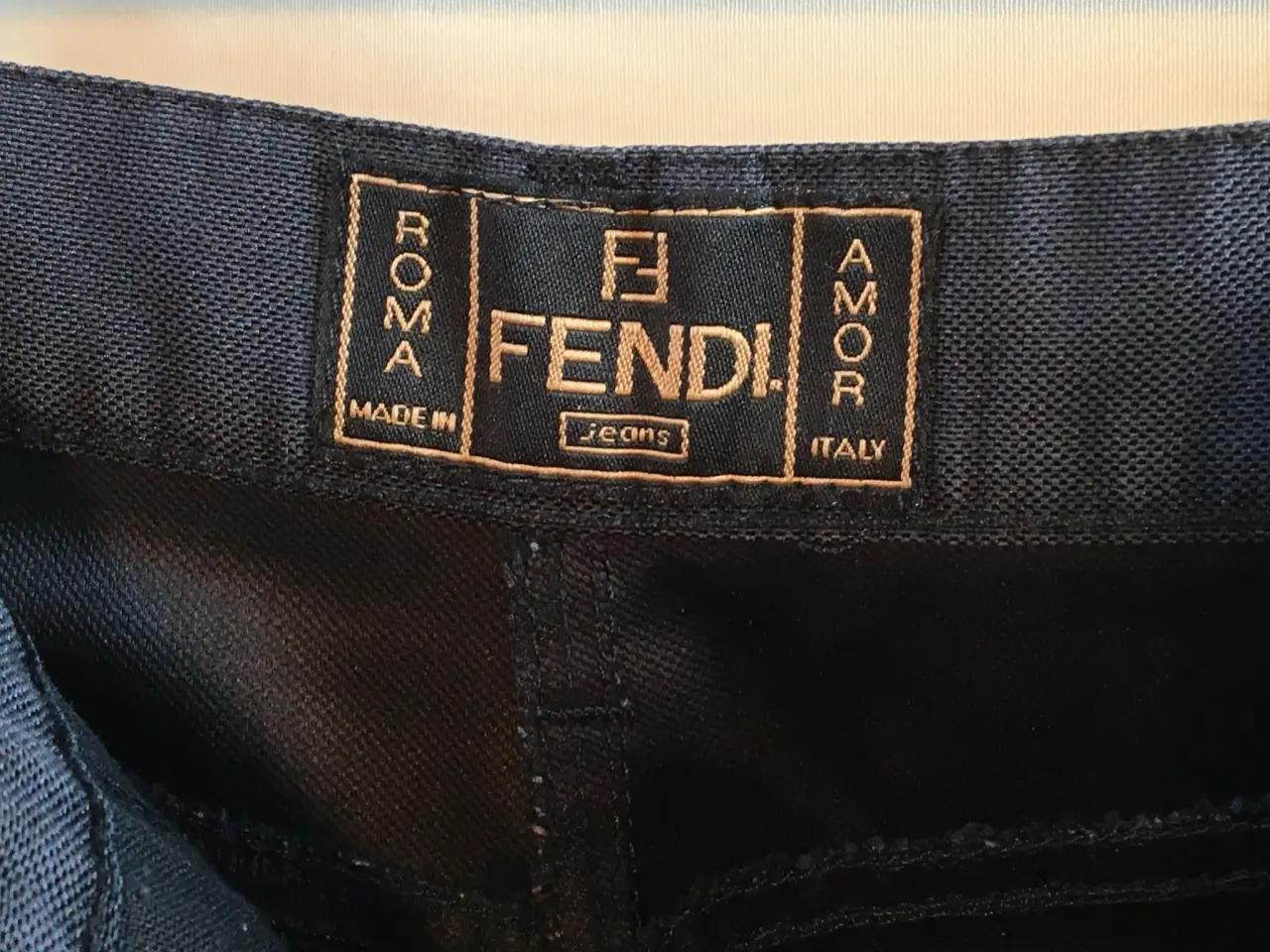 Billede 6 - Fendi, superflot nederdel, str 38