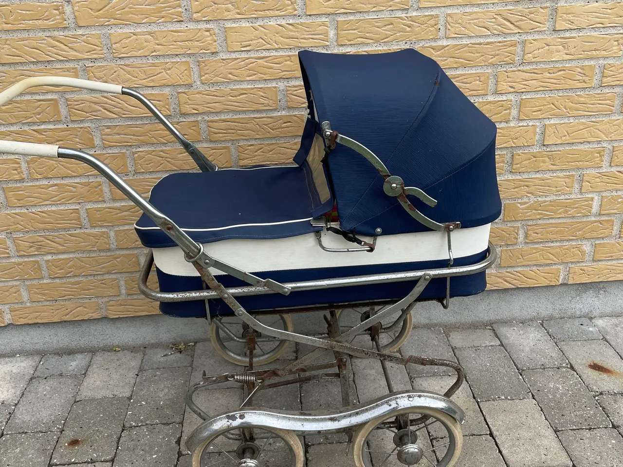 Billede 1 - Retro Dukkevogn Scandia