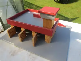 1 stk Garageanlæg i Træ