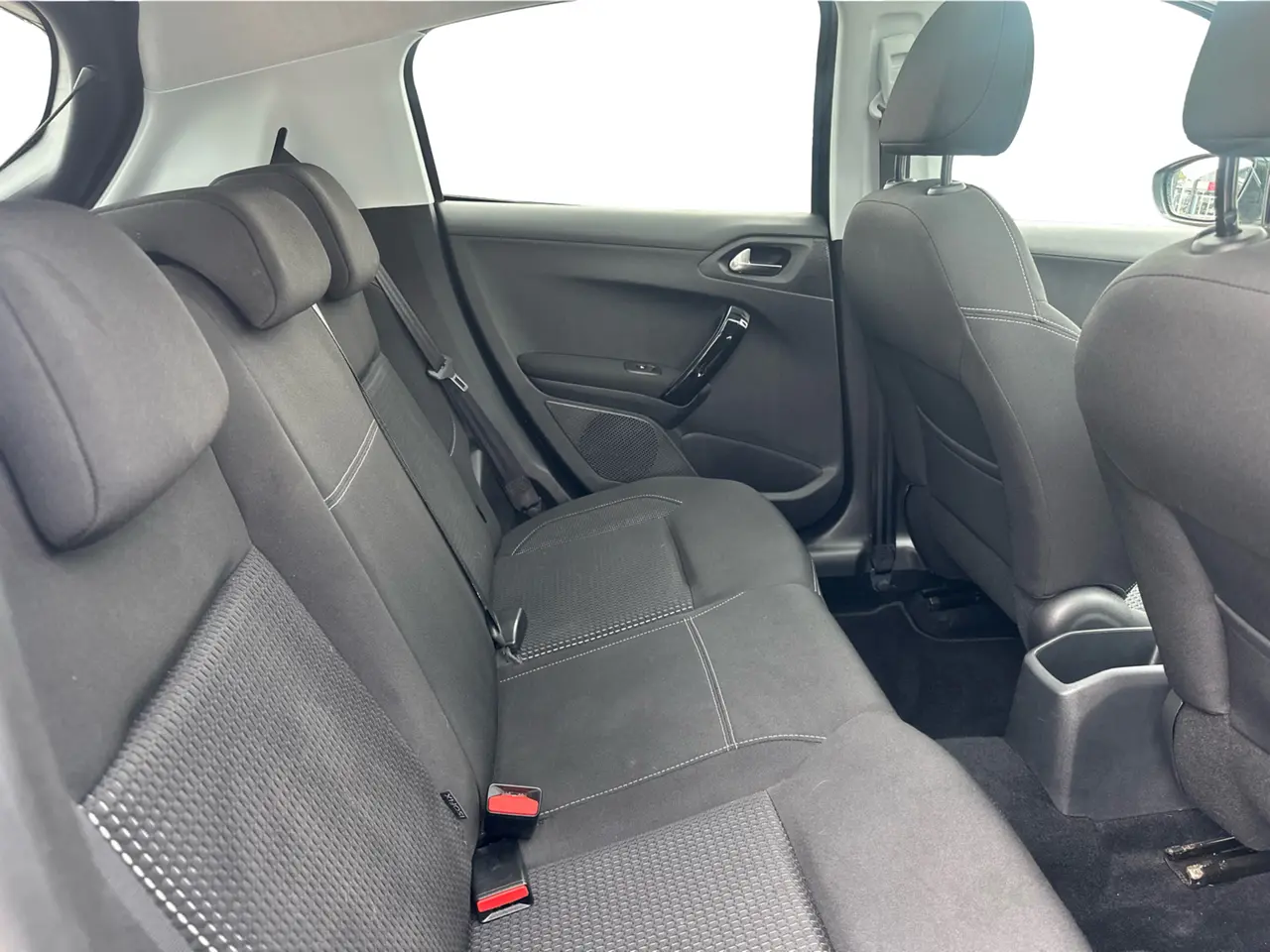 Billede 11 - PEUGEOT 208 1,5 BlueHDi - 1 ejer