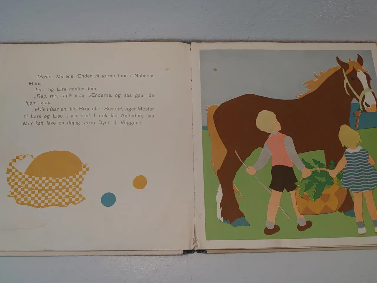 Billede 4 - Elline Eyermann Asisoff:Hos Moster Maren. Før 1948
