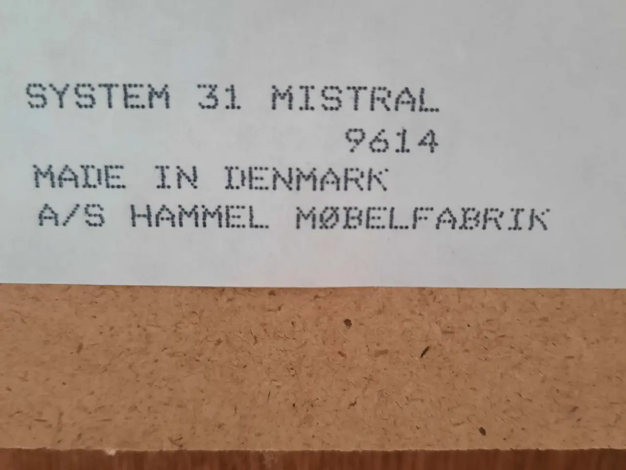 Billede 7 - Mistral væghængt i bøg.