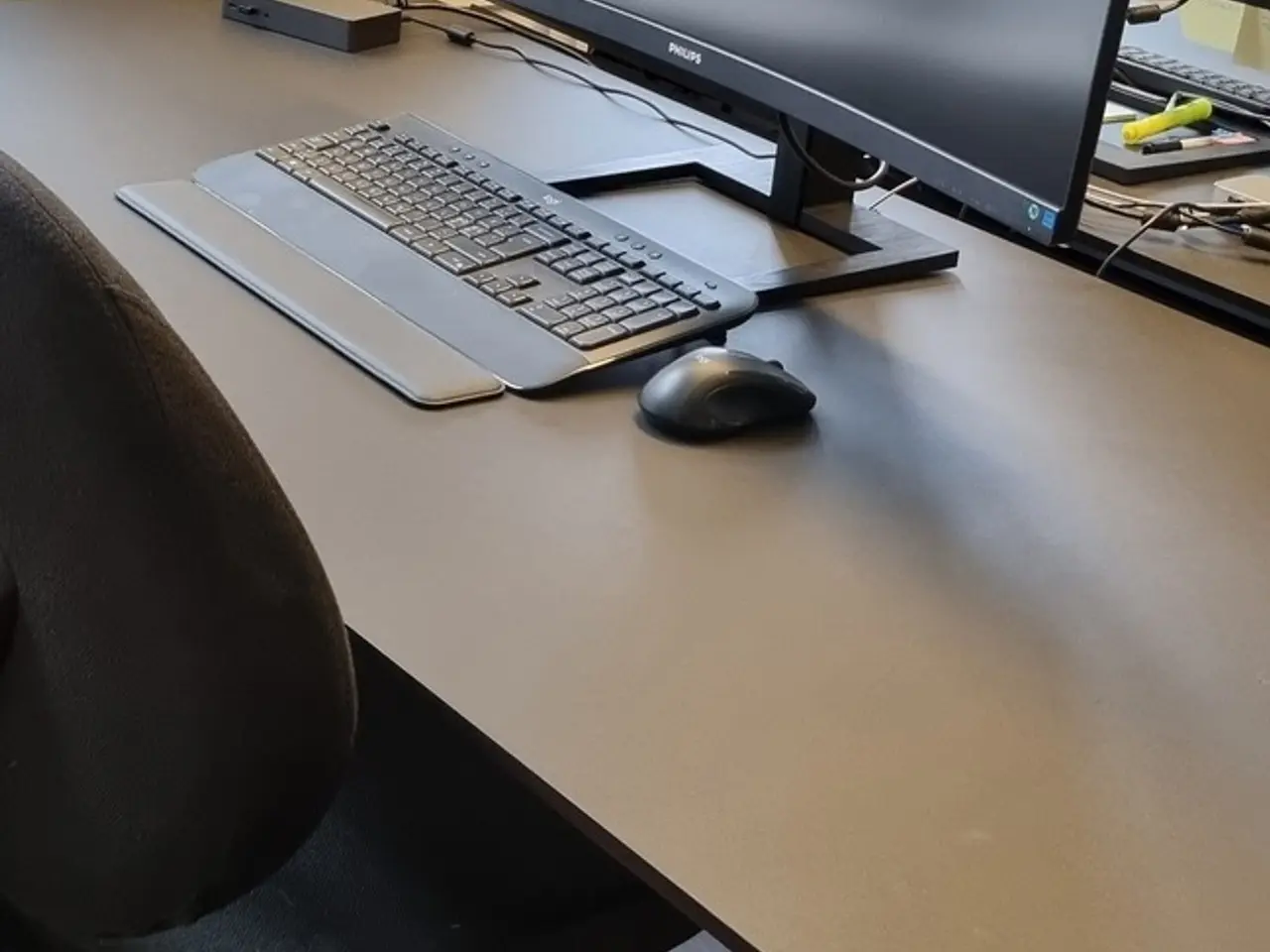 Billede 8 - Møbleret kontor/arbejdsplads centralt i København