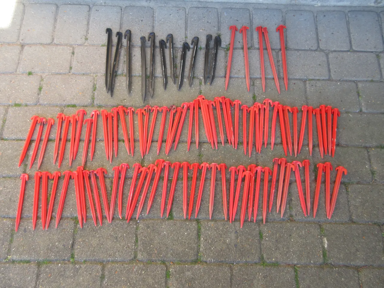 Billede 1 - Isabelle plastpløkker sælges