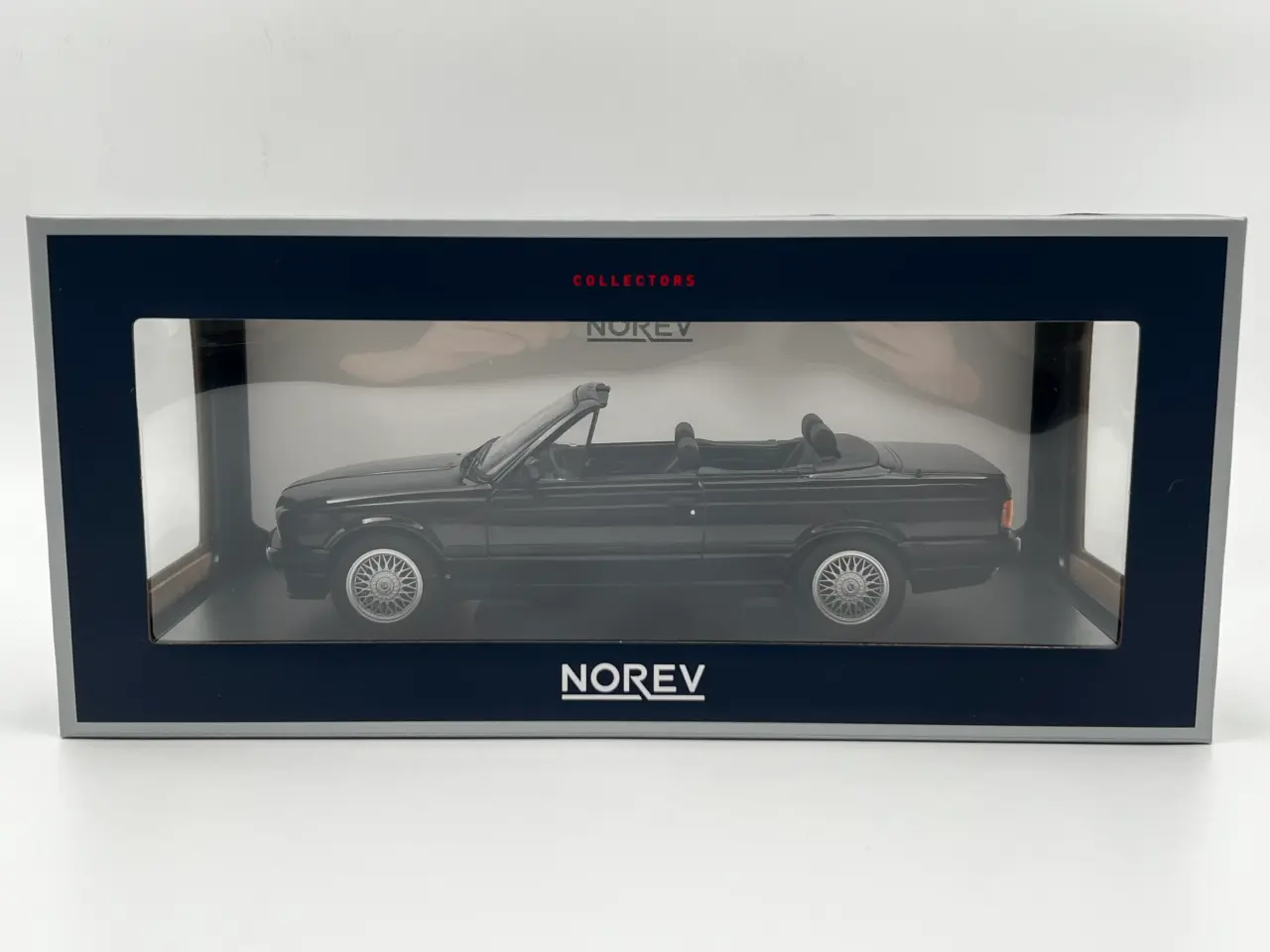 Billede 8 - 1991 BMW 325i E30 Cabriolet Limited Edition 1:18