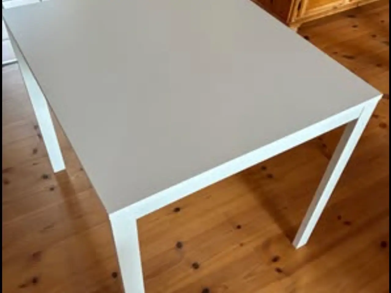 Billede 2 - Bord m. udtræk
