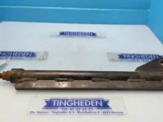 New Holland Puma165 Hitch 82036641