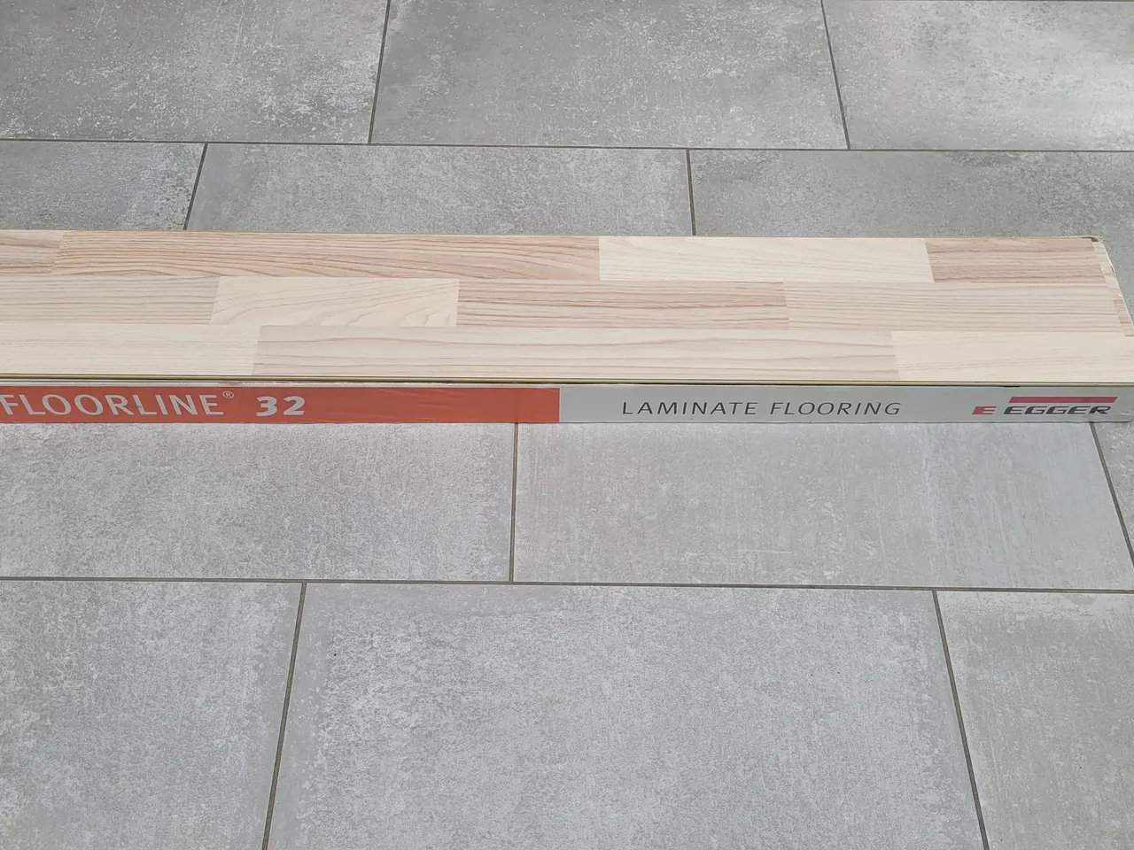 Billede 1 - Laminatgulv 9,5 m2