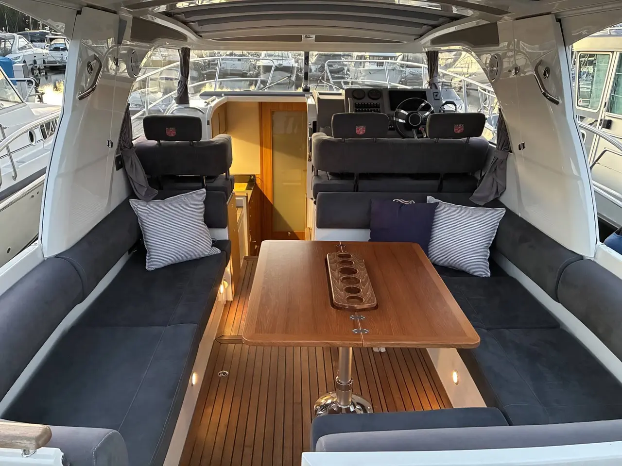 Billede 5 - Marex 310 Suncruiser - 300 HK Diesel/Udstyr