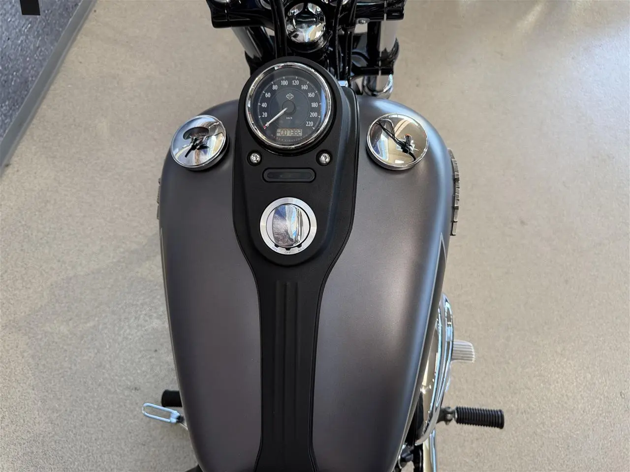 Billede 19 - Harley-Davidson FXDB Dyna Street Bob 103