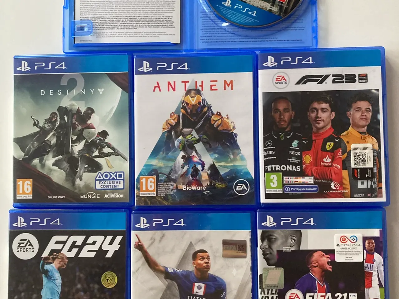 Billede 3 - PS4 + 2 controller + oplader + 7 spil