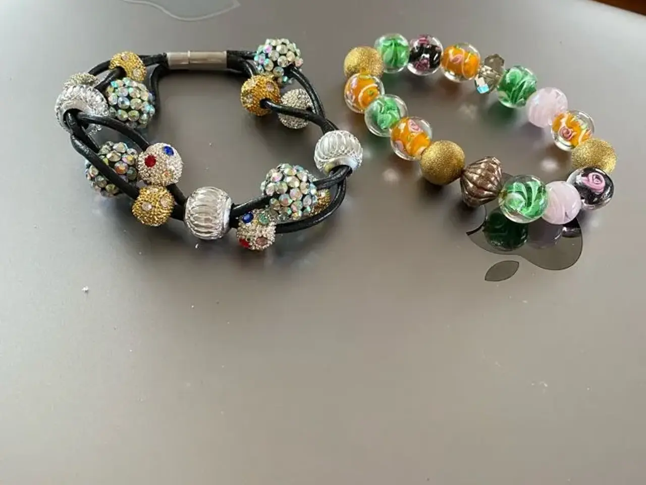 Billede 14 - Flotte armbånd