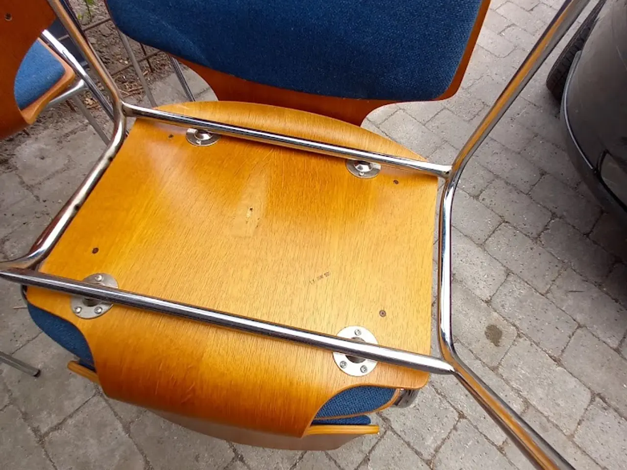 Billede 4 - 4 stabelstole i teak og stof